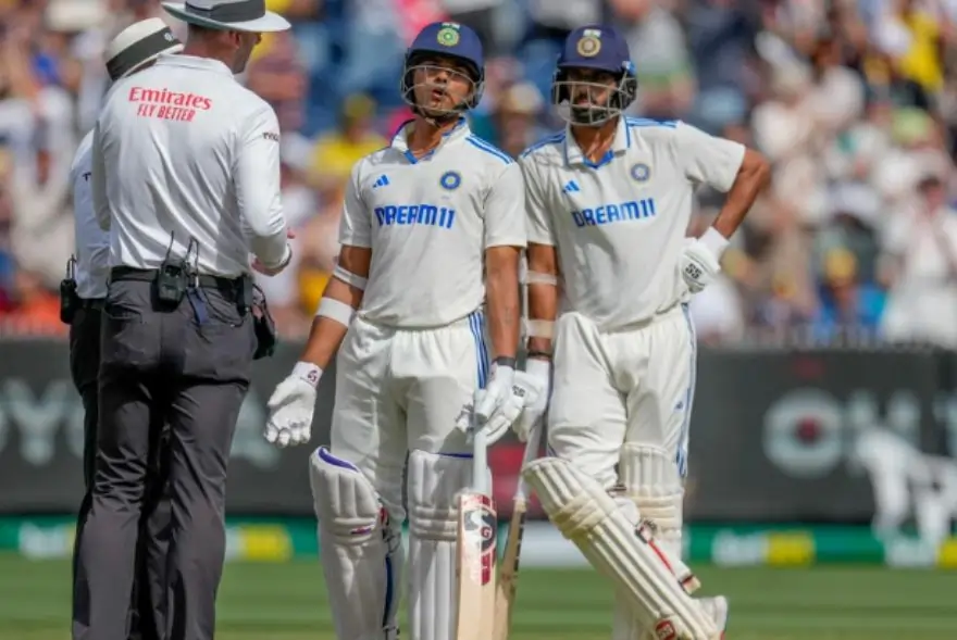 যশস্বী জয়ছোৱালৰ উইকেটক লৈ বিতৰ্ক...