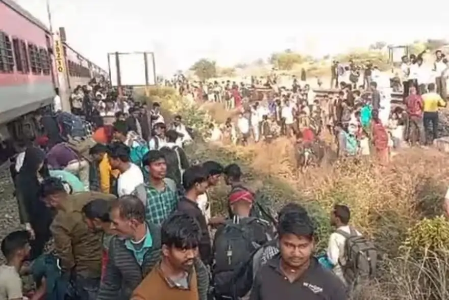 জলগাঁৱত কেনেকৈ সংঘটিত হল ৰেল দুৰ্ঘটনা