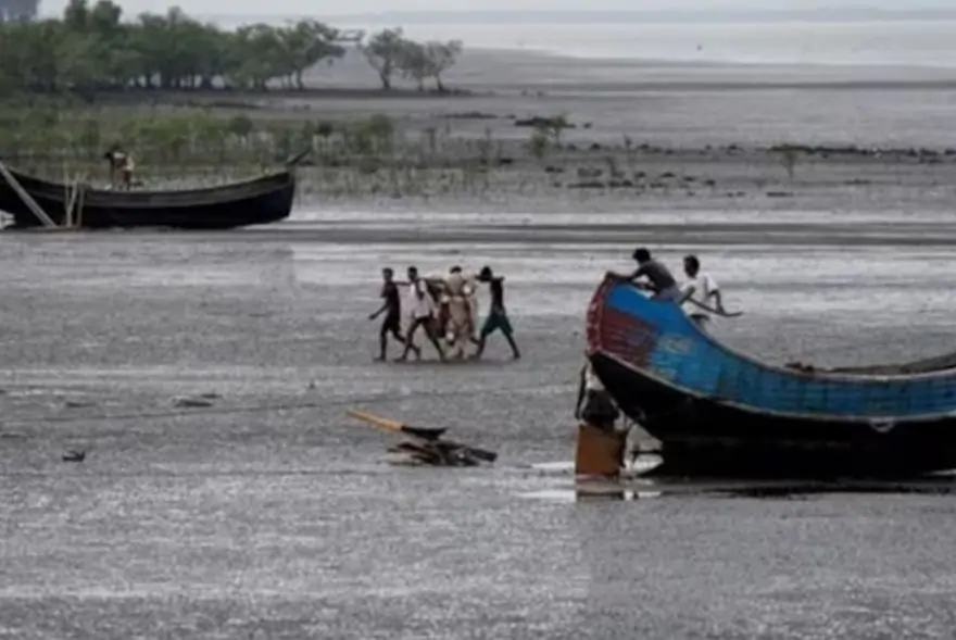 শ্ৰীলংকাৰ নৌসেনাৰ গুলীচালনাত আহত ৫ ভাৰতীয় মাছমৰীয়া...
