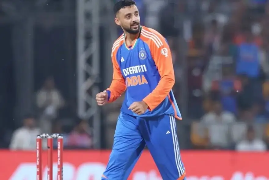 বৰুণ চক্ৰৱৰ্তীয়ে সৃষ্টি কৰিলে ইতিহাস...পৰিগণিত হ’ল এই অভিলেখ গঢ়া প্ৰথমজন ভাৰতীয় ক্ৰিকেটাৰত
