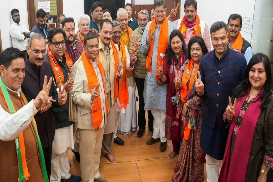 কোন হ’ব ৰাজধানীৰ পৰৱৰ্তী মুখ্যমন্ত্ৰী...