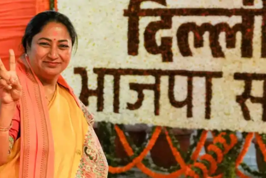 আজি দিল্লীৰ মুখ্যমন্ত্ৰী হ’ব ৰেখা গুপ্তা, নাম ঘোষণাৰ পূৰ্বে বিজেপিত আছিল এই ডাঙৰ দায়িত্বত