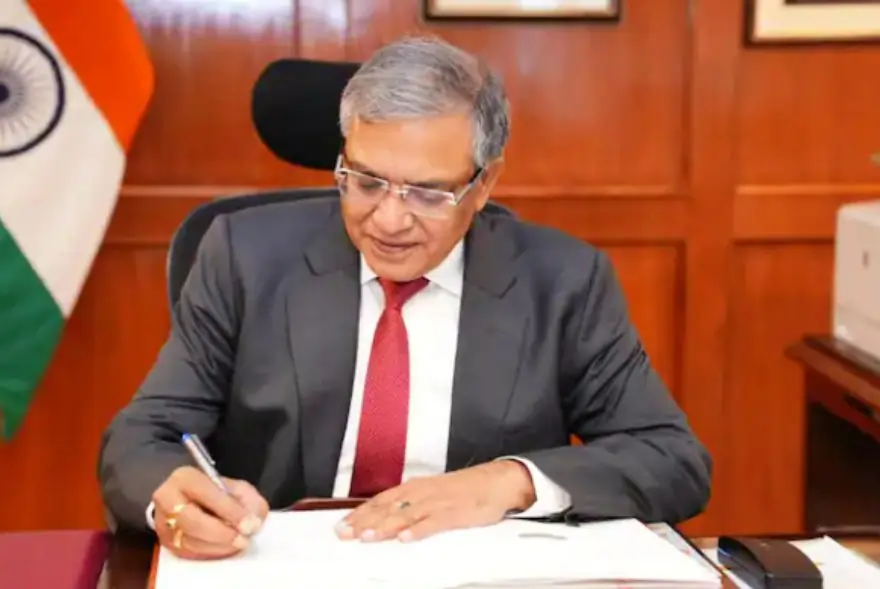দায়িত্ব ল’লে মুখ্য নিৰ্বাচন আয়ুক্ত জ্ঞানেশ কুমাৰে