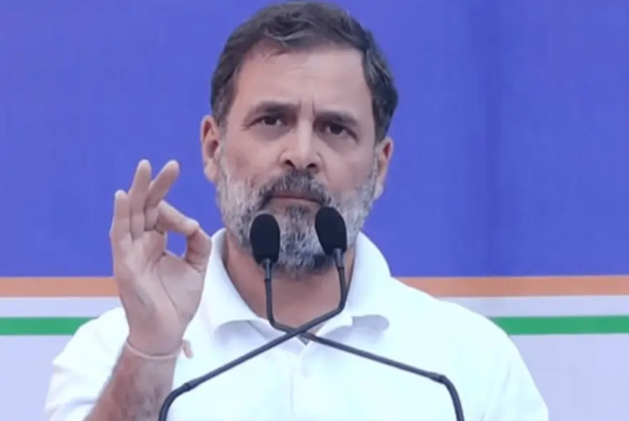 ৰাহুল গান্ধীৰ দ্বৈত নাগৰিকত্ব সন্দৰ্ভত কেন্দ্ৰক প্ৰতিবেদন দাখিলৰ নিৰ্দেশ...