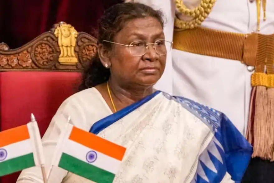 উচ্চতম ন্যায়ালয়ক ১৪টা প্ৰশ্ন কৰিলে ৰাষ্ট্ৰপতি দ্ৰৌপদী মুৰ্মুৱে...
