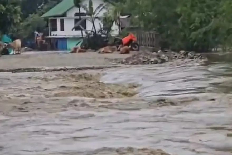উত্তৰ-পূবত প্ৰকৃতিৰ কালৰূপ...