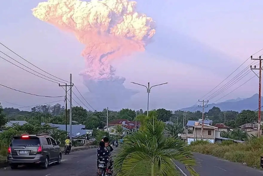 লাকি-লাকি আগ্নেয়গিৰিৰ বিস্ফোৰণ