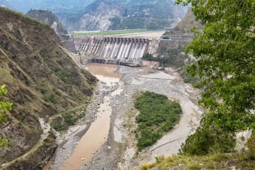 শ্বাহবাজৰ মন্তব্যক লৈ পাকিস্তানক প্ৰত্যুত্তৰ ভাৰতৰ