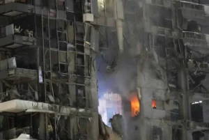 ইজৰাইলৰ ওপৰত এশৰো অধিক ক্ষেপণাস্ত্ৰ নিক্ষেপ ইৰাণৰ