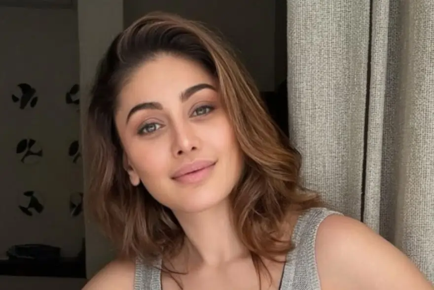 ‘কাঁটা লাগা’ খ্যাত অভিনেত্ৰী শ্বেফালী জৰিৱালাৰ মৃত্যু