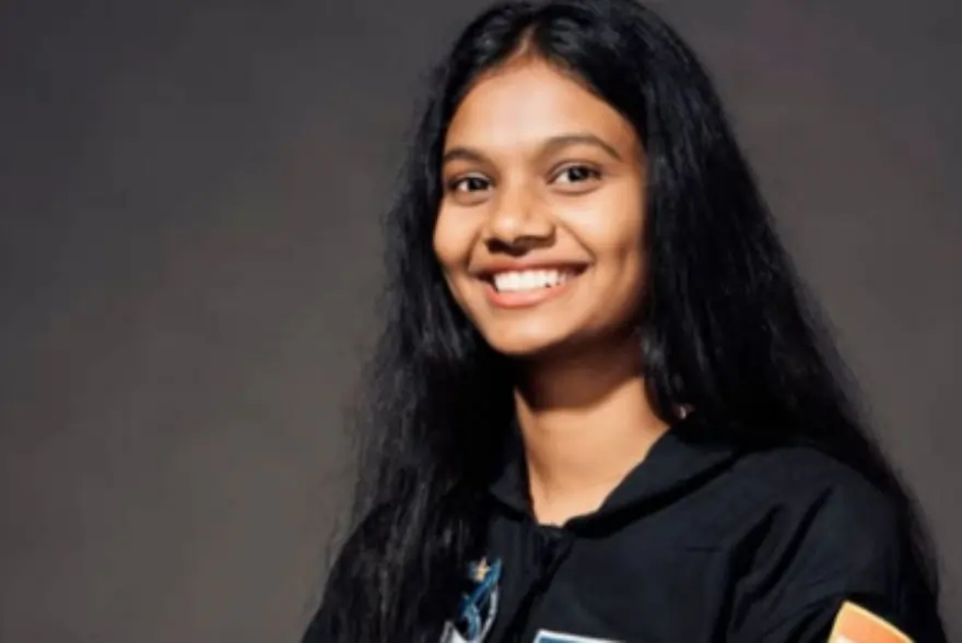 ভাৰতৰ আটাইতকৈ কম বয়সীয়া মহাকাশ যাত্ৰী !