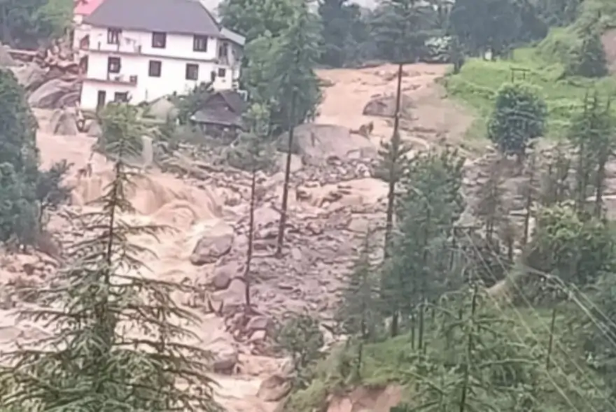ডাৱৰ বিস্ফোৰণৰ ভয়ংকৰ ৰূপ