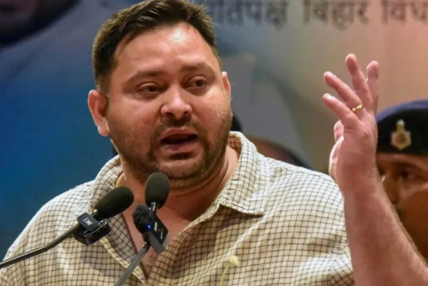 তেজস্বী যাদৱ