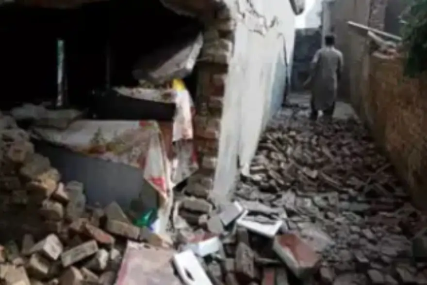 ভয়ংকৰ ভূমিকম্পই জোঁকাৰিলে আফগানিস্তান