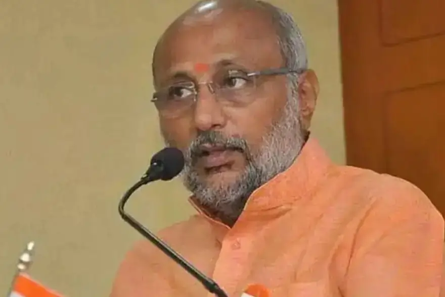 চি পি ৰাধাকৃষ্ণনে