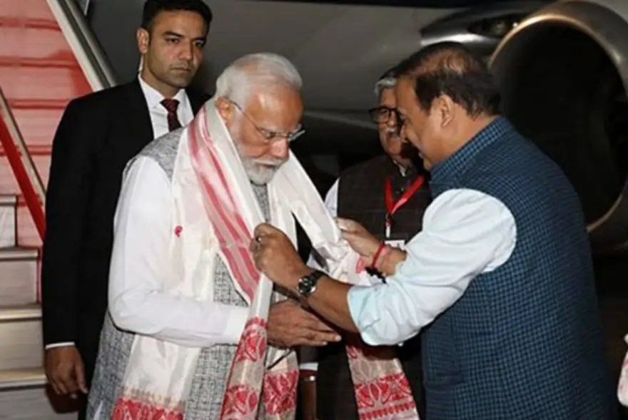 প্ৰধানমন্ত্ৰী মোদীৰ অসম ভ্ৰমণৰ দ্বিতীয়টো দিন...